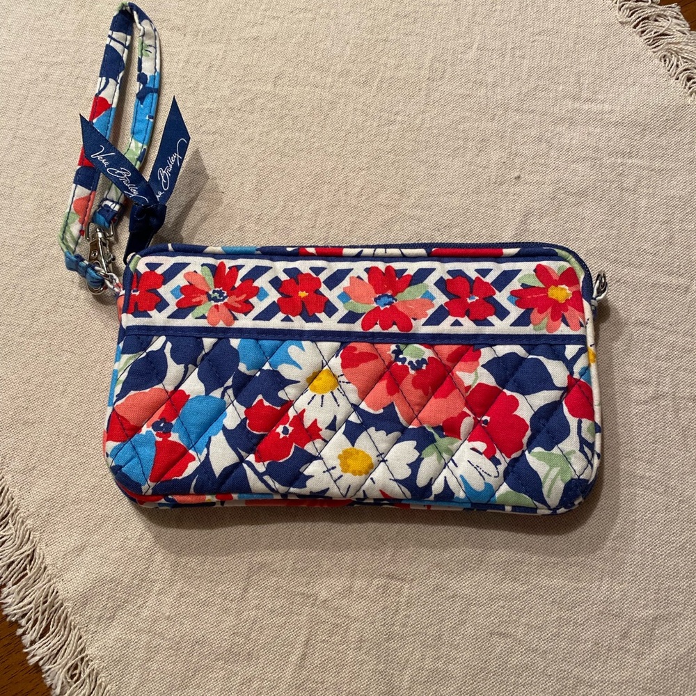 Vera Bradley Wristlet - Summer Cottage - Picture 2 of 4